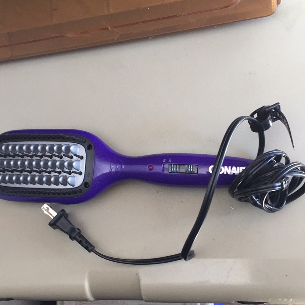Conair brush straightener